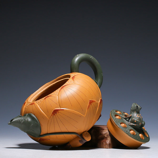 Froggy Lotus - Yixingteaart